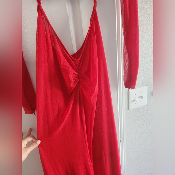 Mock Neck Cutout Evening Gown - Picture 7 of 10